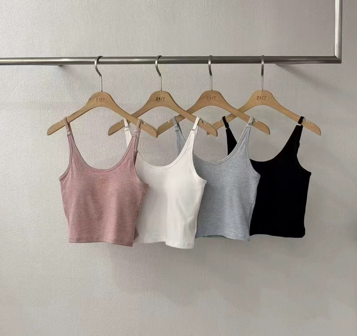 坑條U領bra top襯墊背心(可調肩帶)