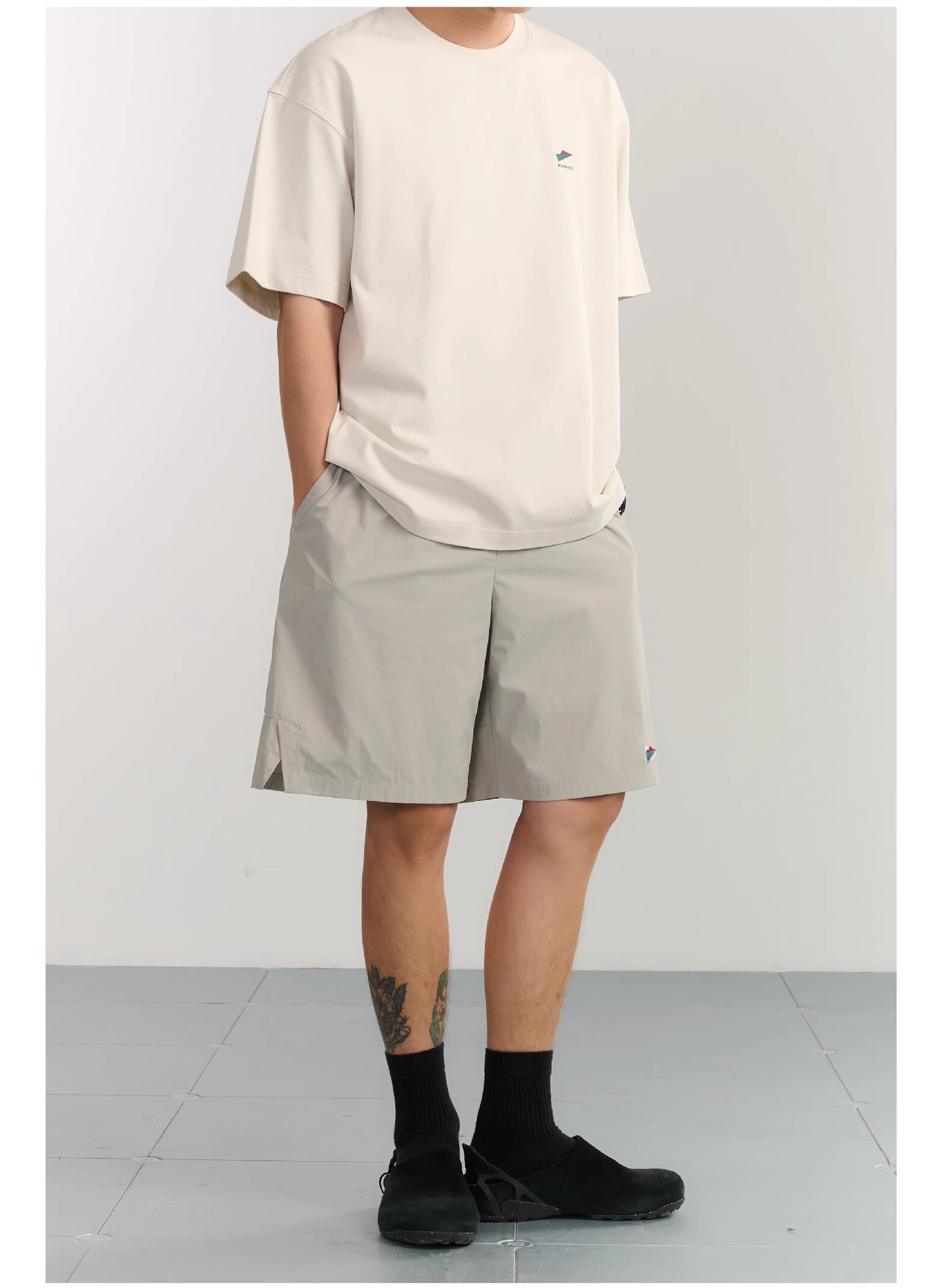 BOHRHOO 25SS 復古剪報 凉感 防蟎蟲 負離子 抗菌 短袖 白 黑