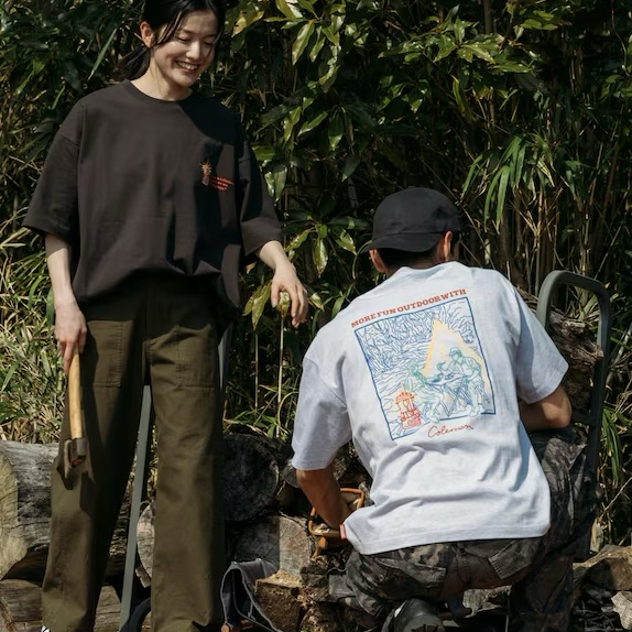 Coleman × FREAK'S STORE 聯名 胸口小露營燈 線條畫背面 印花 圓領 短袖上衣 短T 短Tee
