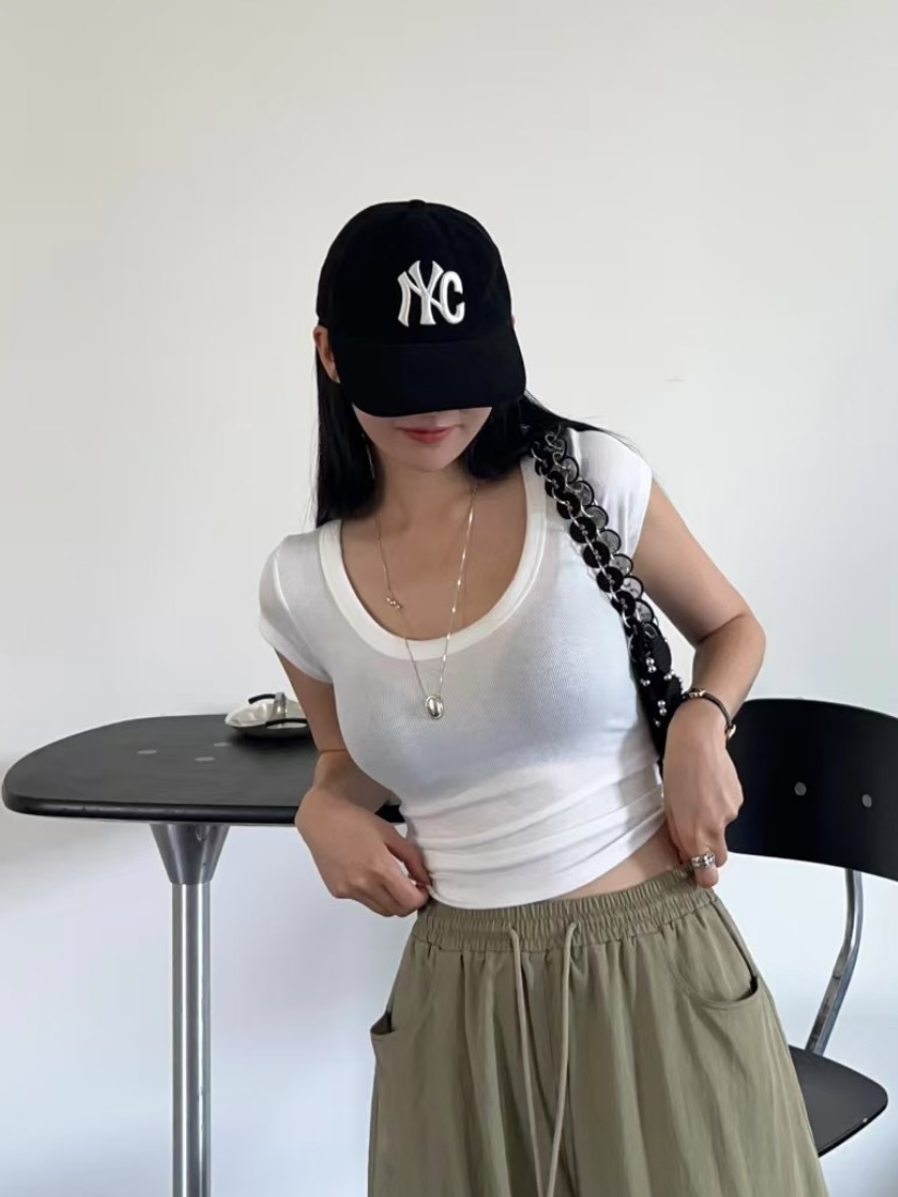 [現貨] Lila 大圓領百搭上衣 [ 4色 / Free ]