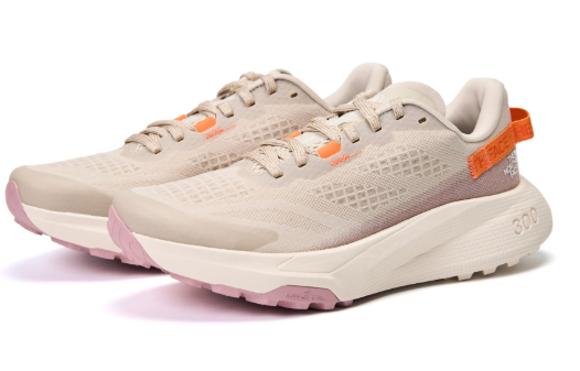 The North Face 北面 W ALTAMESA 300 女款 越野跑鞋 戶外登山鞋 野跑運動鞋 米卡其粉色 緩震抓地 防滑耐磨  JUN25