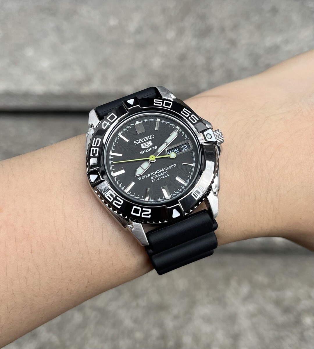 SEIKO 5 日本製 精工 5號 盾牌 Logo SNZB23J2 自動機械錶