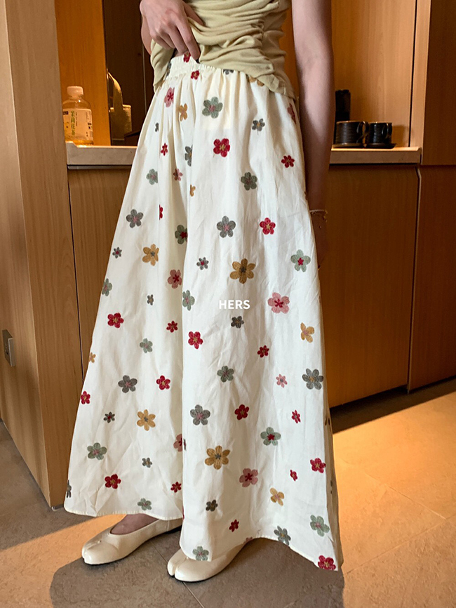 新品NO1.💝重工小花繡花鬆緊腰A字裙