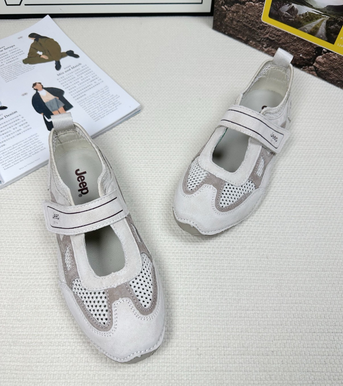 Jeep 吉普 灰色女款 豬皮織物 芭蕾舞鞋 瑪麗珍鞋 時尚休閒鞋 氣質優雅 軟底 防滑 百搭瑪莉珍 平底鞋 Jun25