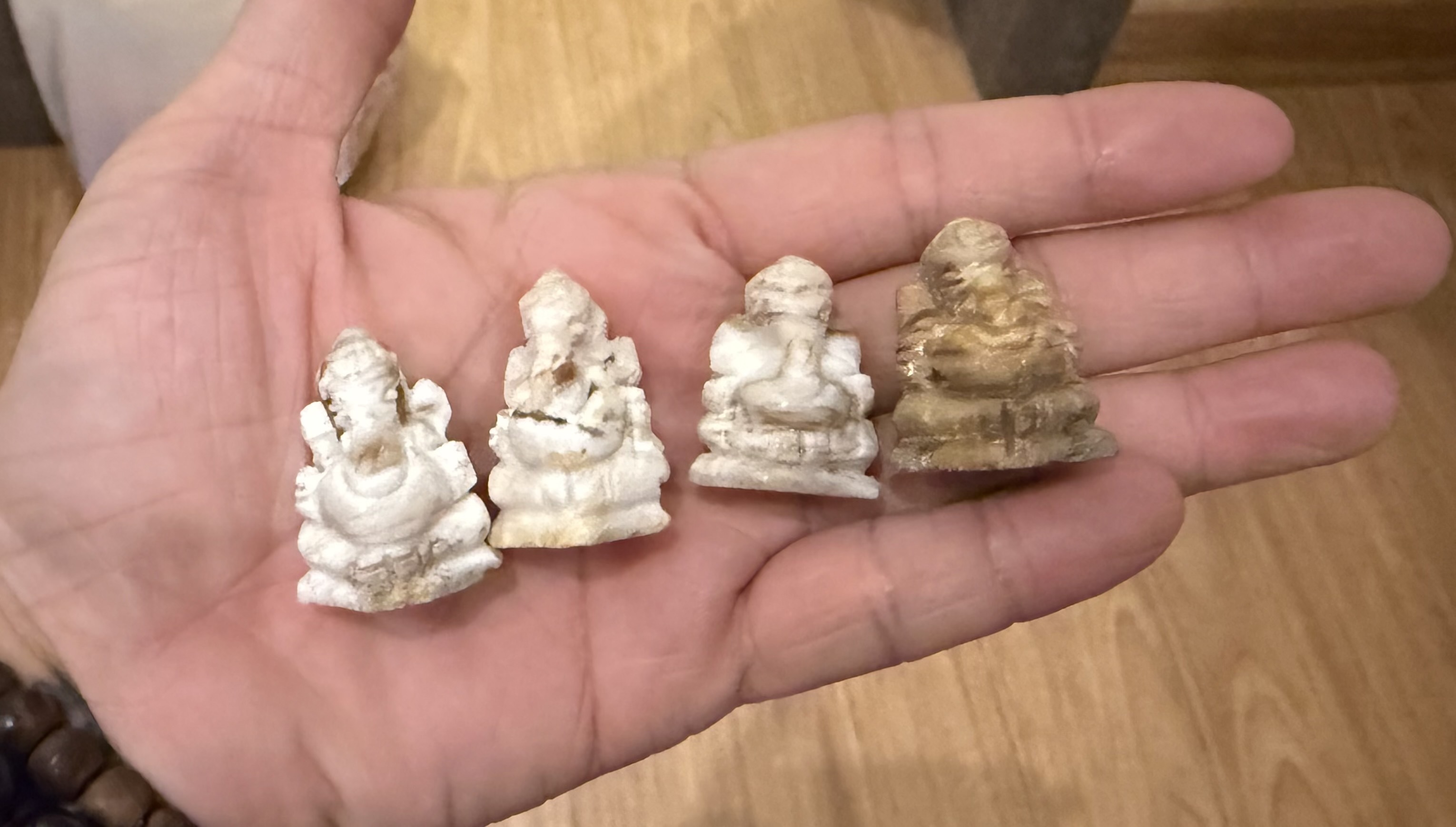 阿贊白 象神小立尊