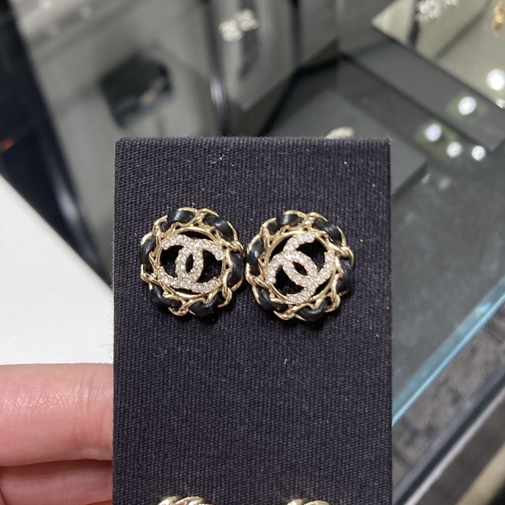 Chanel Earrings AB8297