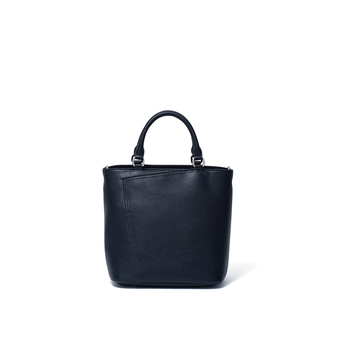 Patrick Cox Lap Belt Shoulder Bag (Black)