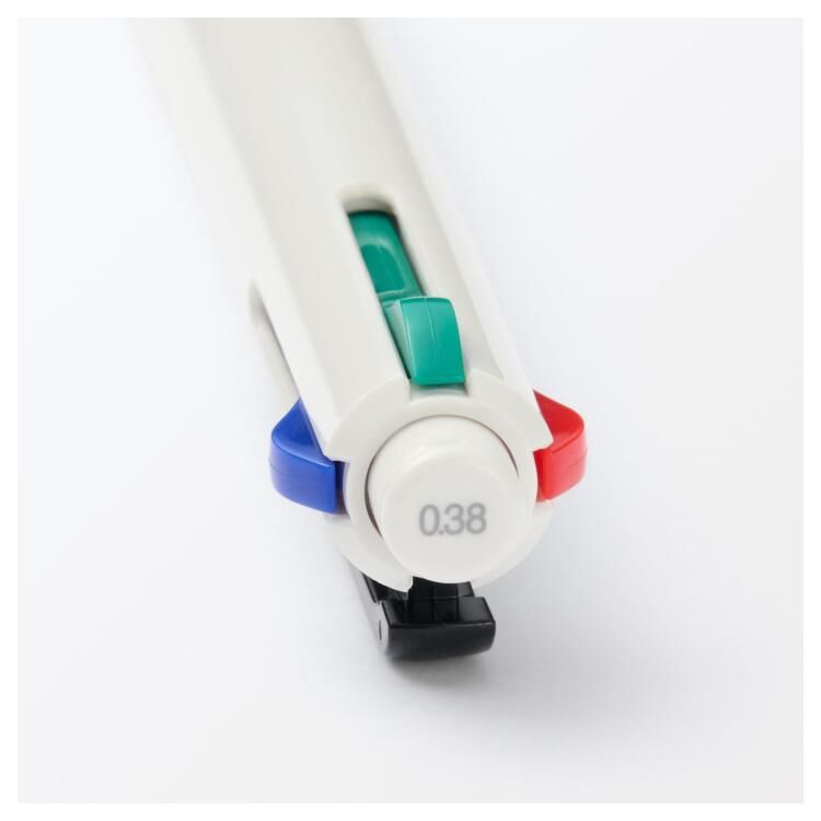 無印良品MUJI 書寫流暢的4色油性原子筆0.38mm 黑色、紅色、藍色、綠色