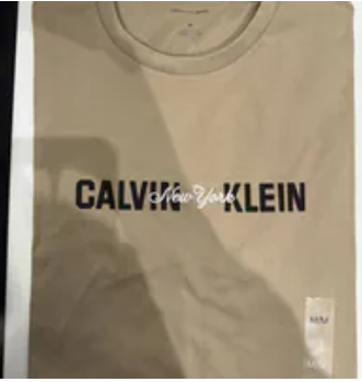 [S] CALVIN KLEIN LIGHT KHAKI NEW YORK SCRIPT LOGO GRAPHIC CLASSIC T-SHIRT, SP40605742-4RB807G200 (SCK767)