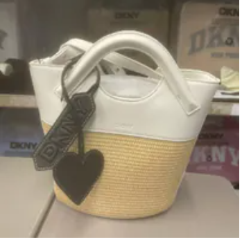 [S] DKNY NAT/MARSHMALLOW R51ADJ52 MALENA BUCKET CROSSBODY BAG, 732465627569 (SD1447)