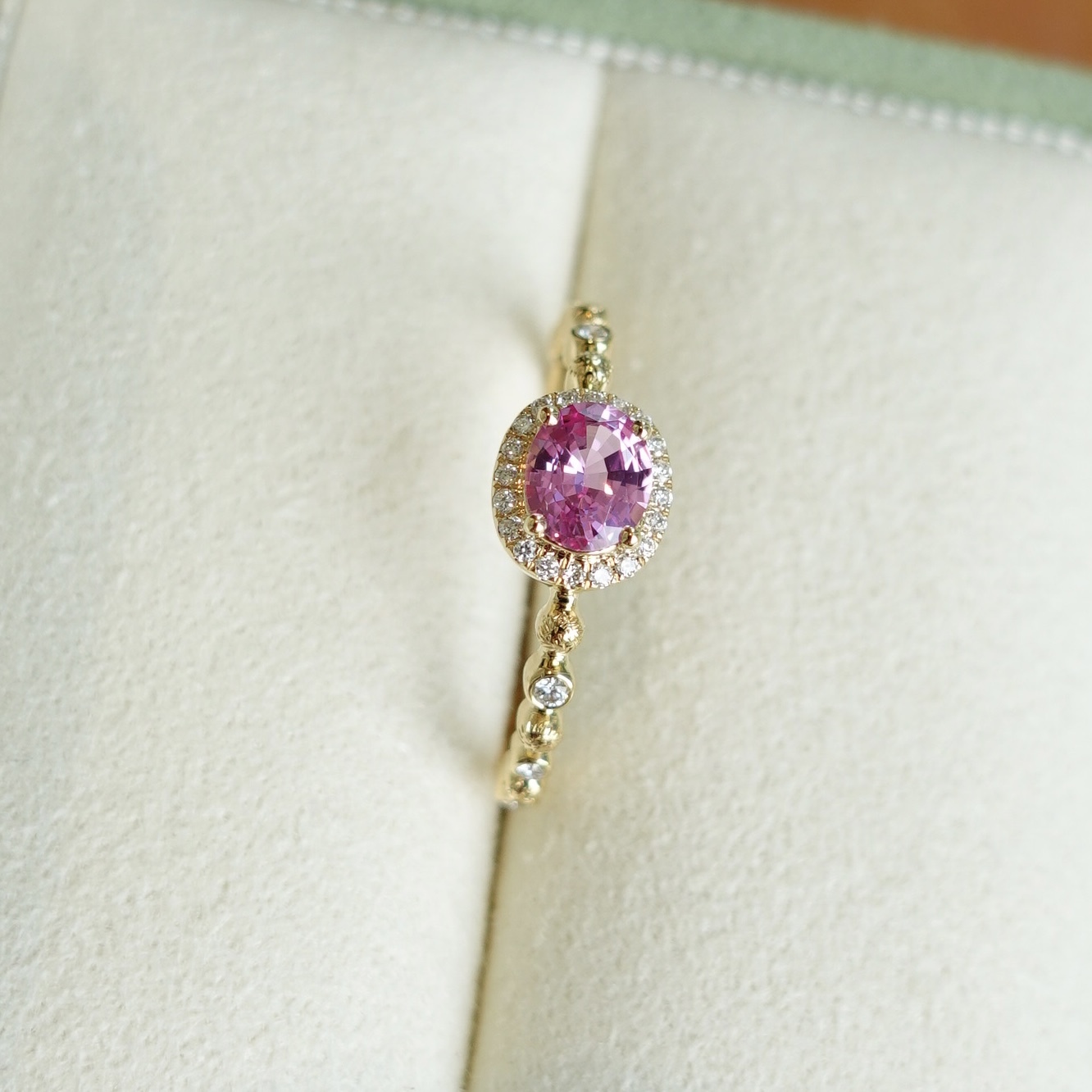 18K黃金粉紅藍寶石鑽石復古戒指