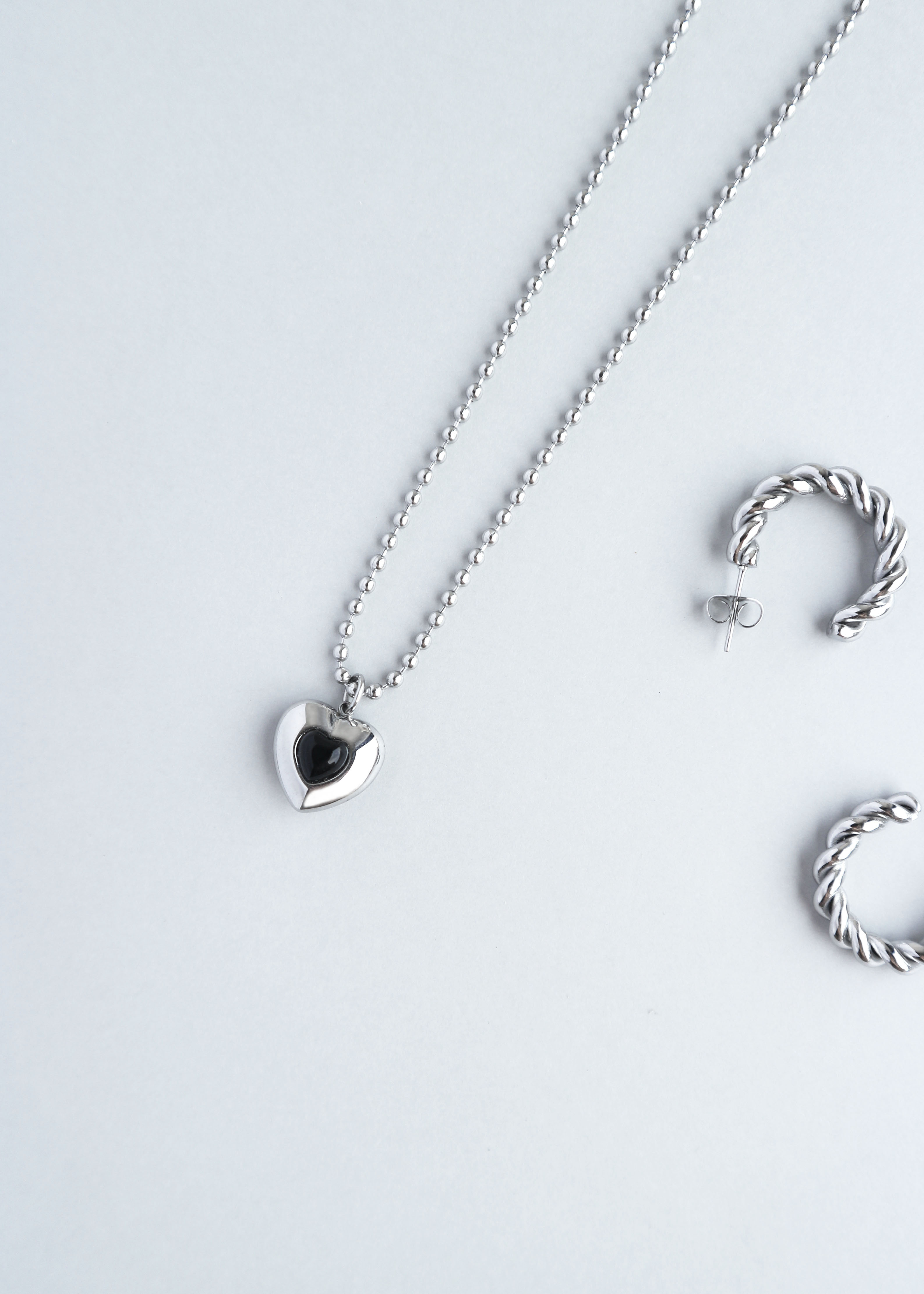 黑鑽愛心醫療鋼項鍊