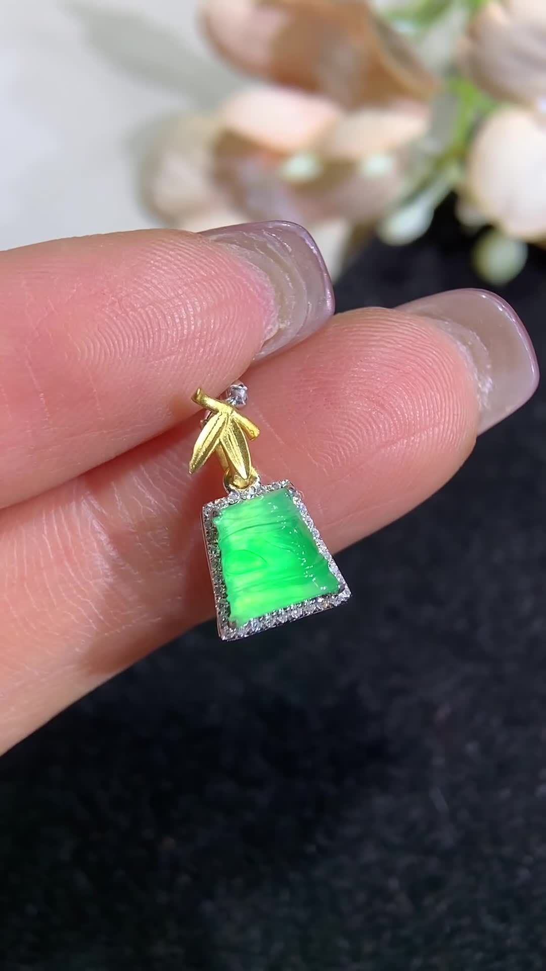 5292251 翡翠竹節小掛件