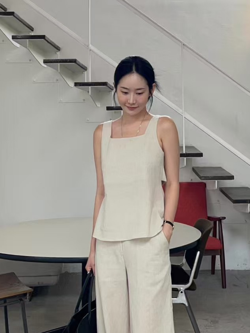 [現貨] Ina 簡約腰綁帶無袖套裝上衣 [ 2色 / Free ]