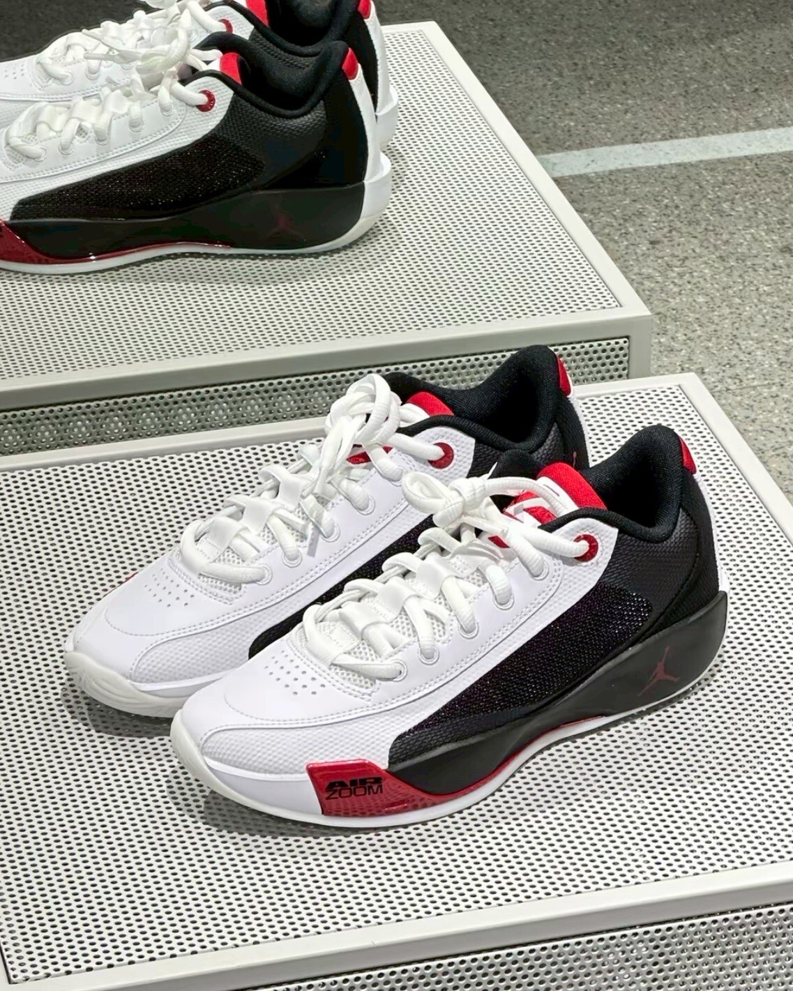 [特價售出無退換] 男鞋 NIKE JORDAN LUKA .77 PF 黑紅 緩震 氣墊 運動 籃球鞋【HF0819-101】