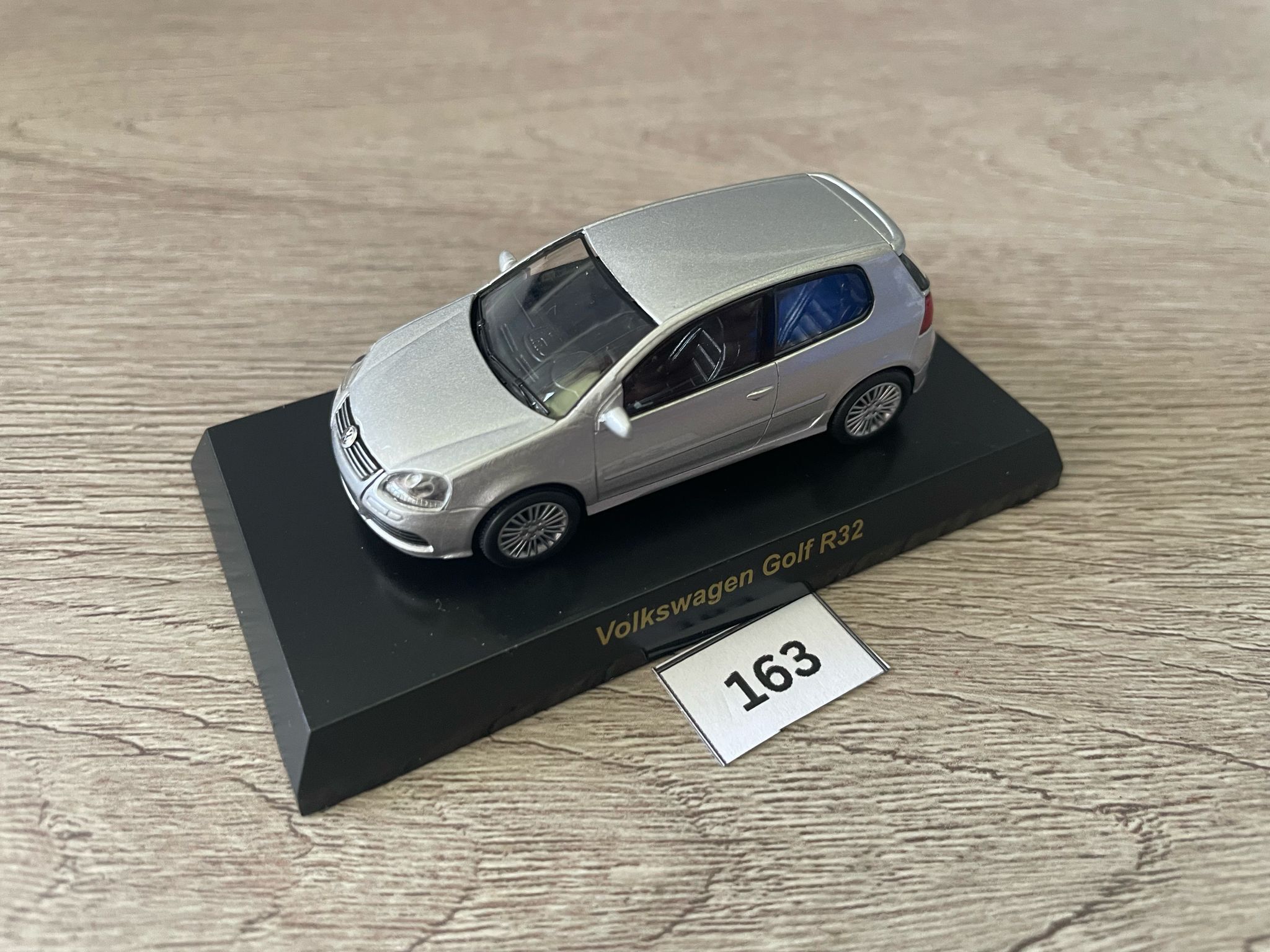 [CHOP-CHOP DEAL 163] VOLKSWAGEN GOLF R32 SILVER