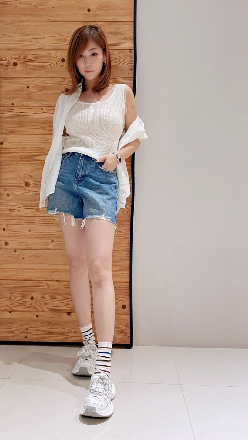 Nellie&Co.撞色口袋純棉牛仔熱褲(特)