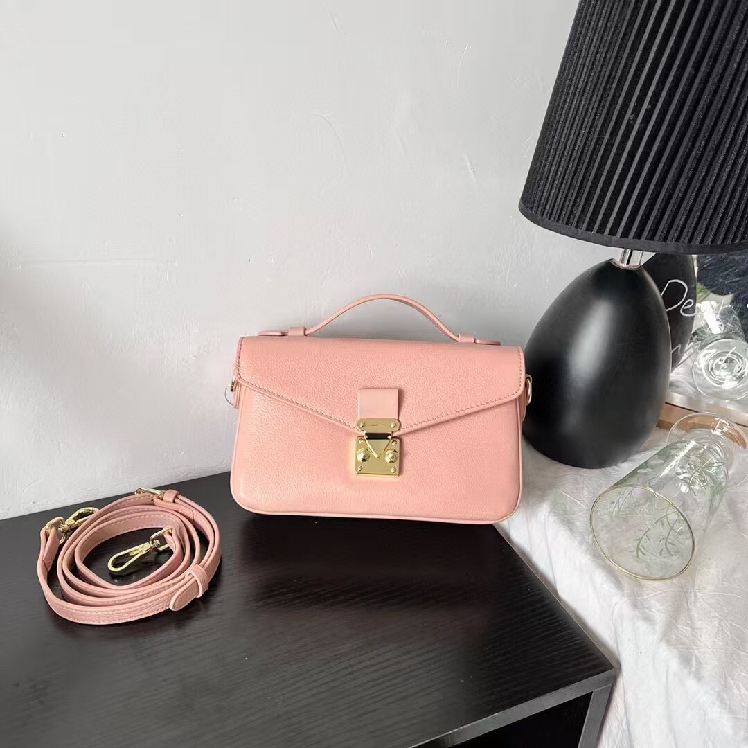 8748韓版牛皮郵差側背包