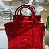 [S] MARC JACOBS H065L01PF22-608 THE SHINY CRINKLE TOTE SMALL,MAGENTA, 196611005869 (SMJ550)