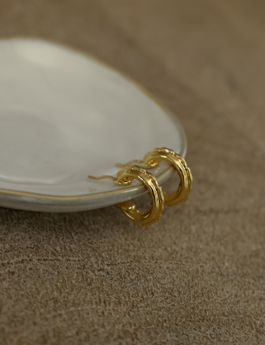 不規則造型圓圈耳環（金色）