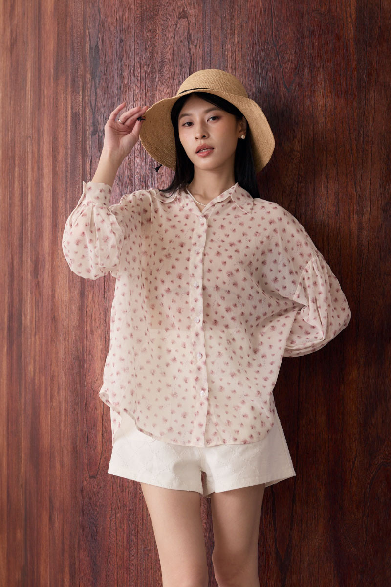 粉色碎花寬袖襯衫