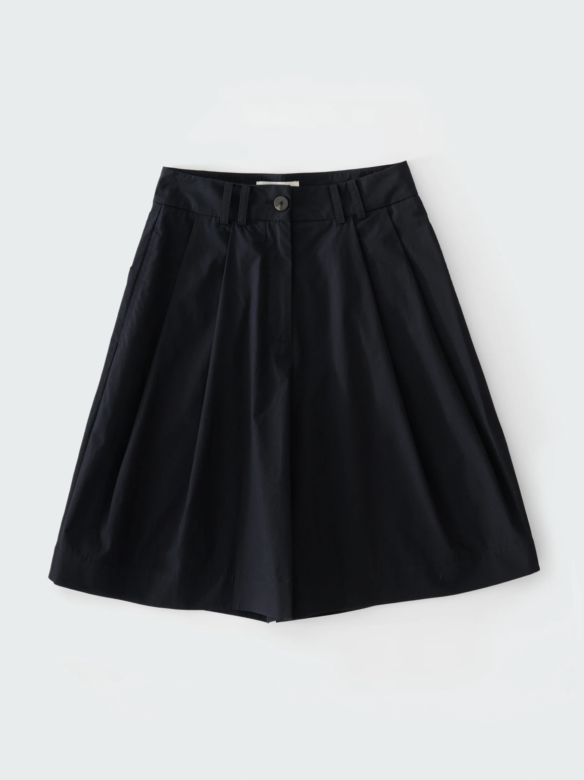 Studio Nicholson DOUBLE PLEAT EASY SHORT 短褲