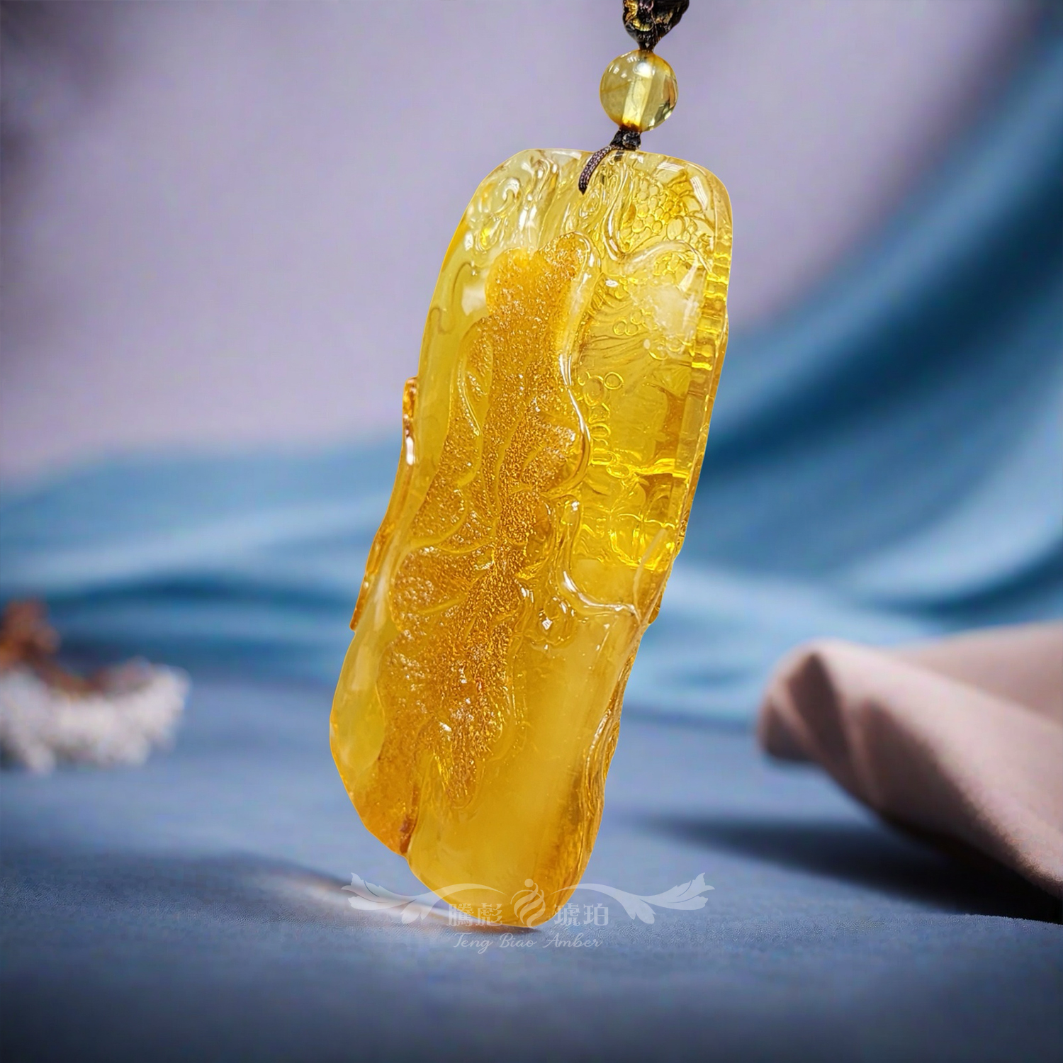 收藏款天然波羅的海金絞意境蜜蠟龍形天下正規掛件繩鍊