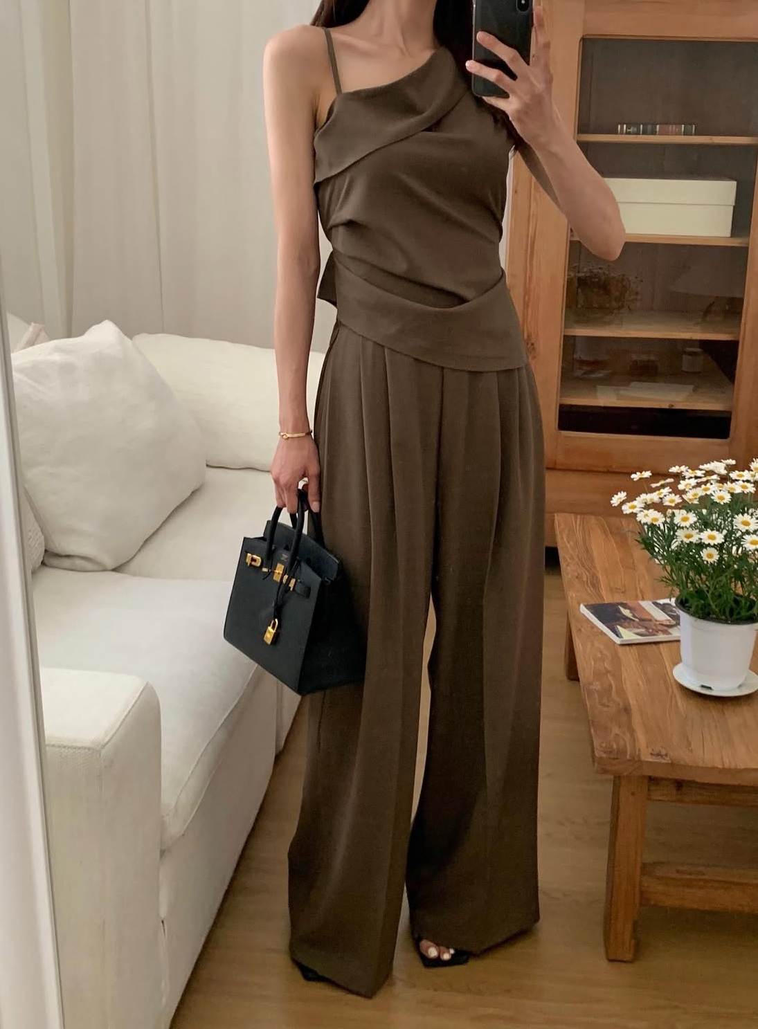 [現貨] Edwina 雙肩不對稱長褲套裝 [ 咖色 / Free ]