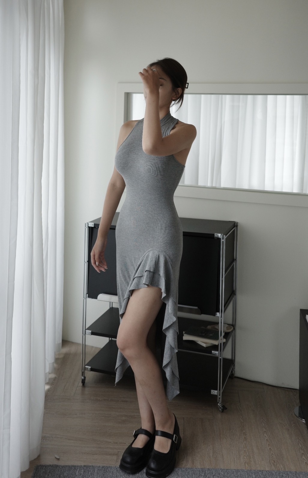 削肩荷葉開衩長洋