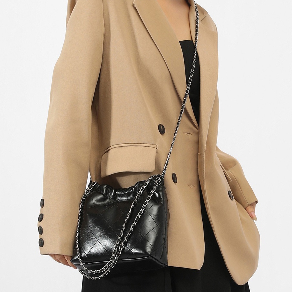 包包 背包 女生包包 單肩包 側背包 斜背包 腋下包 百搭 菱格包 水桶包 高級感 小包包 隨身包 送女友 1016