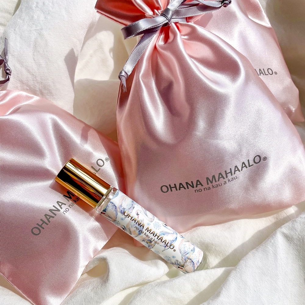 OHANA MAHAALO 鈴蘭天鵝 淡香水筆10ml<緞袋限定裝>