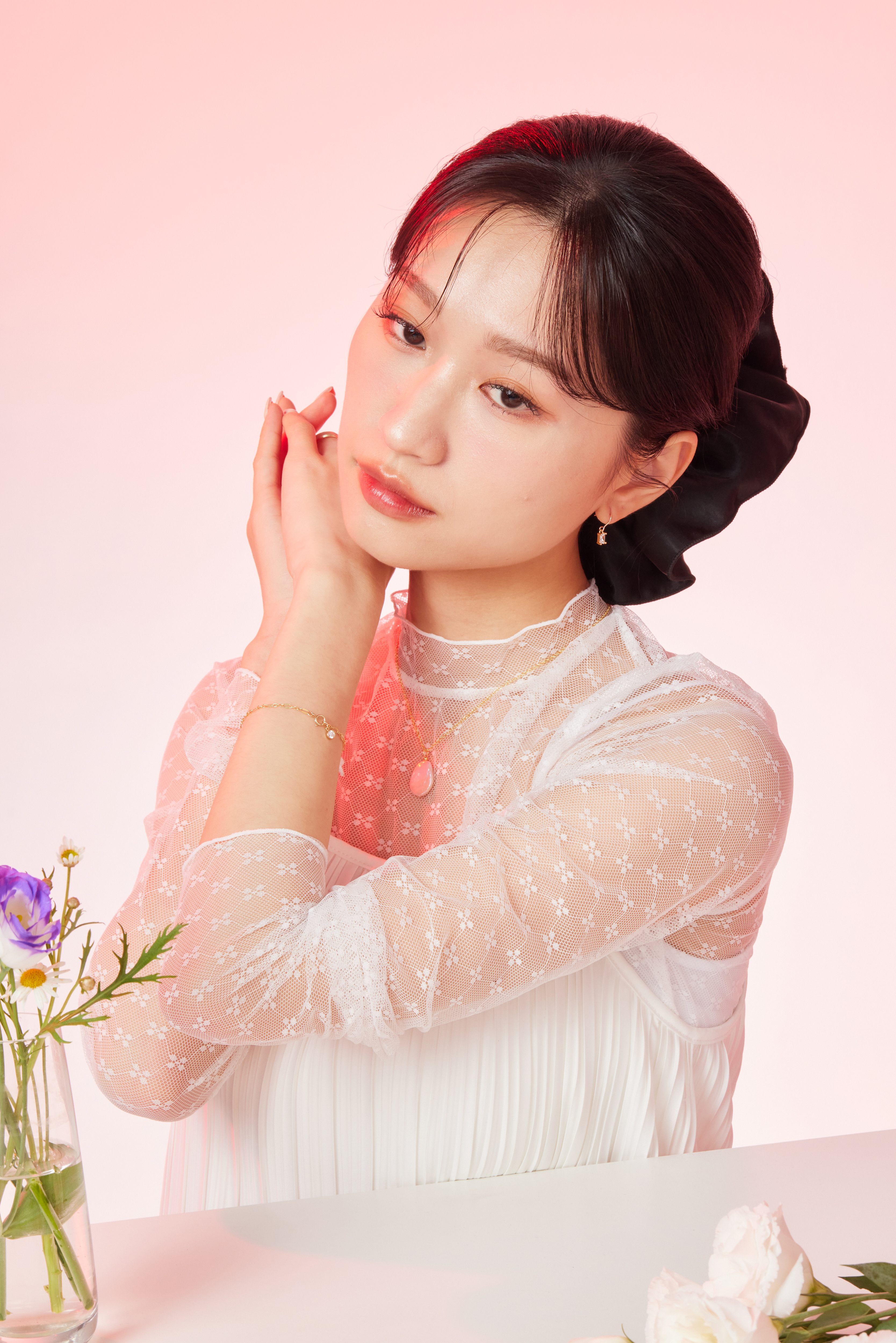 14kgf鋯石手鍊佩戴示範，簡約時尚搭配日常穿搭