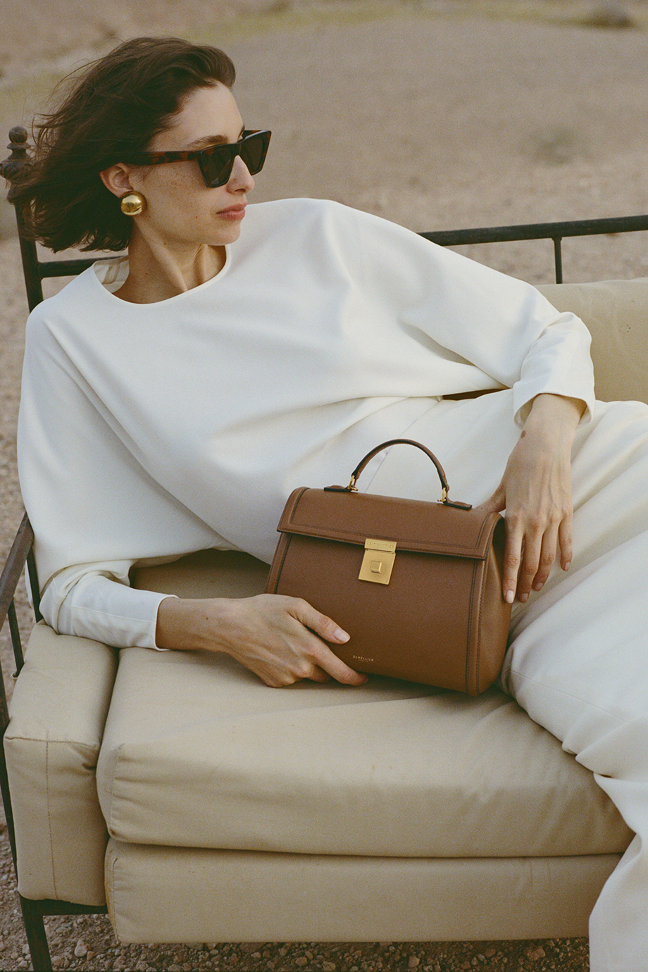 DeMellier｜MIDI PARIS 真皮飾邊梯形手拿包