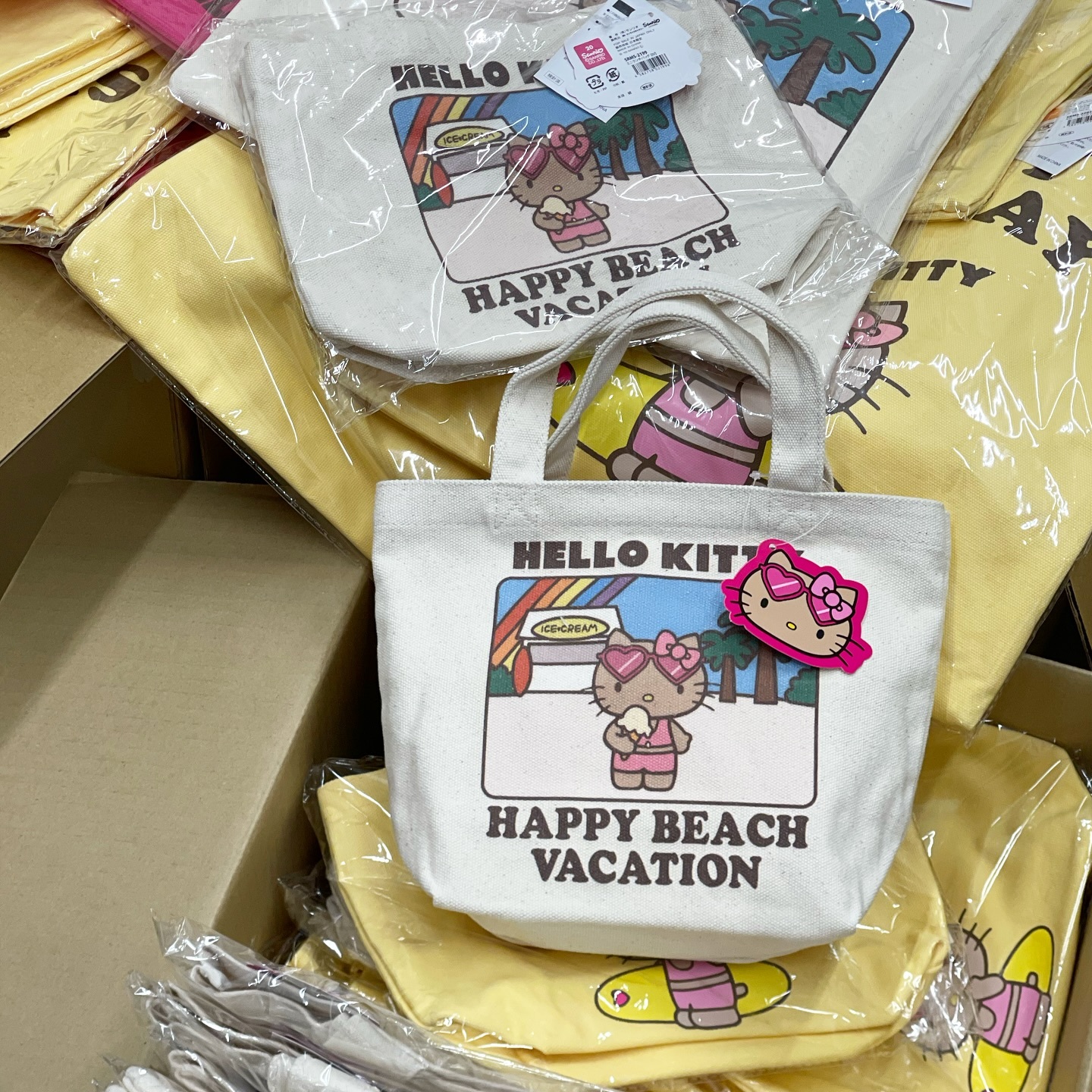 Sanrio 日本限定 夏威夷 曬黑 Hello Kitty 凱蒂貓 三麗鷗 包包 小包 帆布包