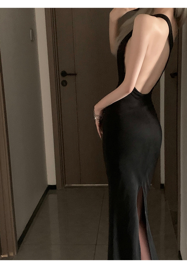 單肩大露背 性感長洋裝