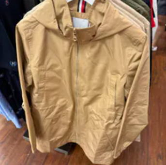 [S] TOMMY HILFIGER CLASSIC KHAKI LIGHTWEIGHT HOODED JACKET, XW04330-250 (STH1291)