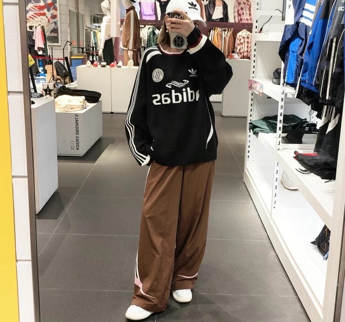 adidas三葉草 ADICOLOR ADC FW24 圓領針織衫 男女同款 黑色 秋冬款 長袖上衣 休閒百搭 明星同款 Jun25