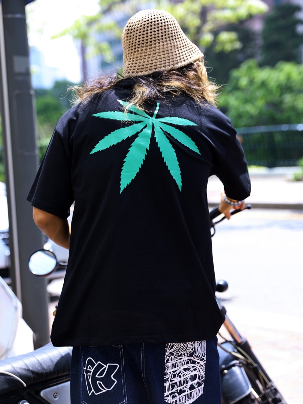 大麻葉印花短袖T卹