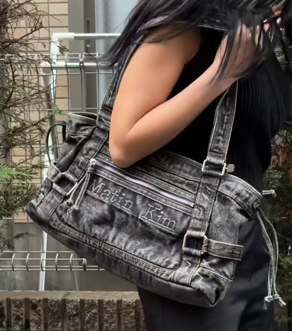 PRE-ORDER) MATIN KIM MATIN WASHED DENIM SQUARE BAG