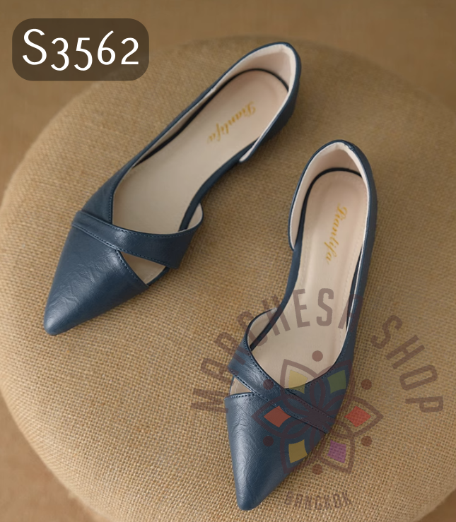 S3562 - 頭層牛皮側空尖頭平底鞋