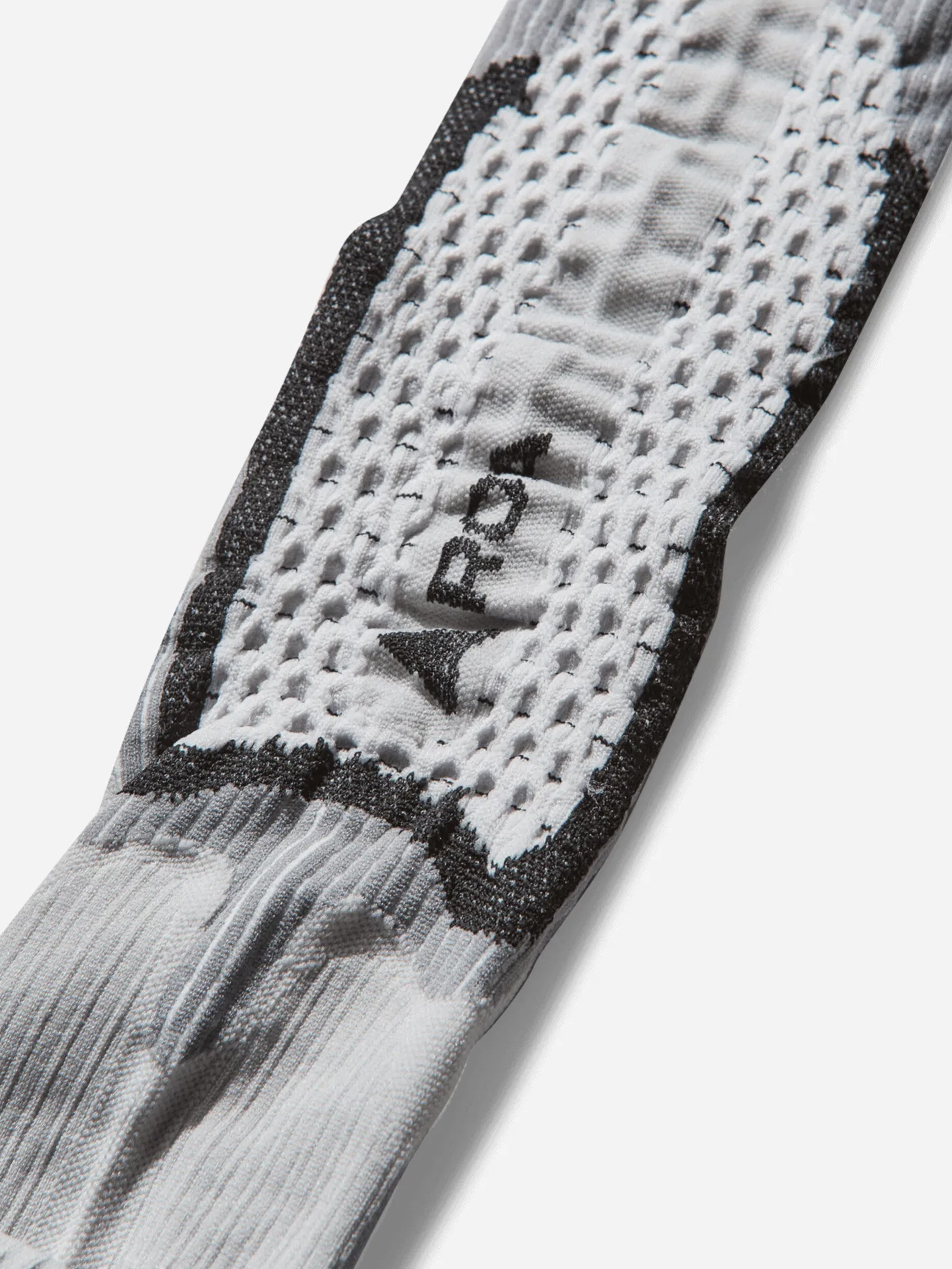 ROA BONES LONG SOCKS 襪子