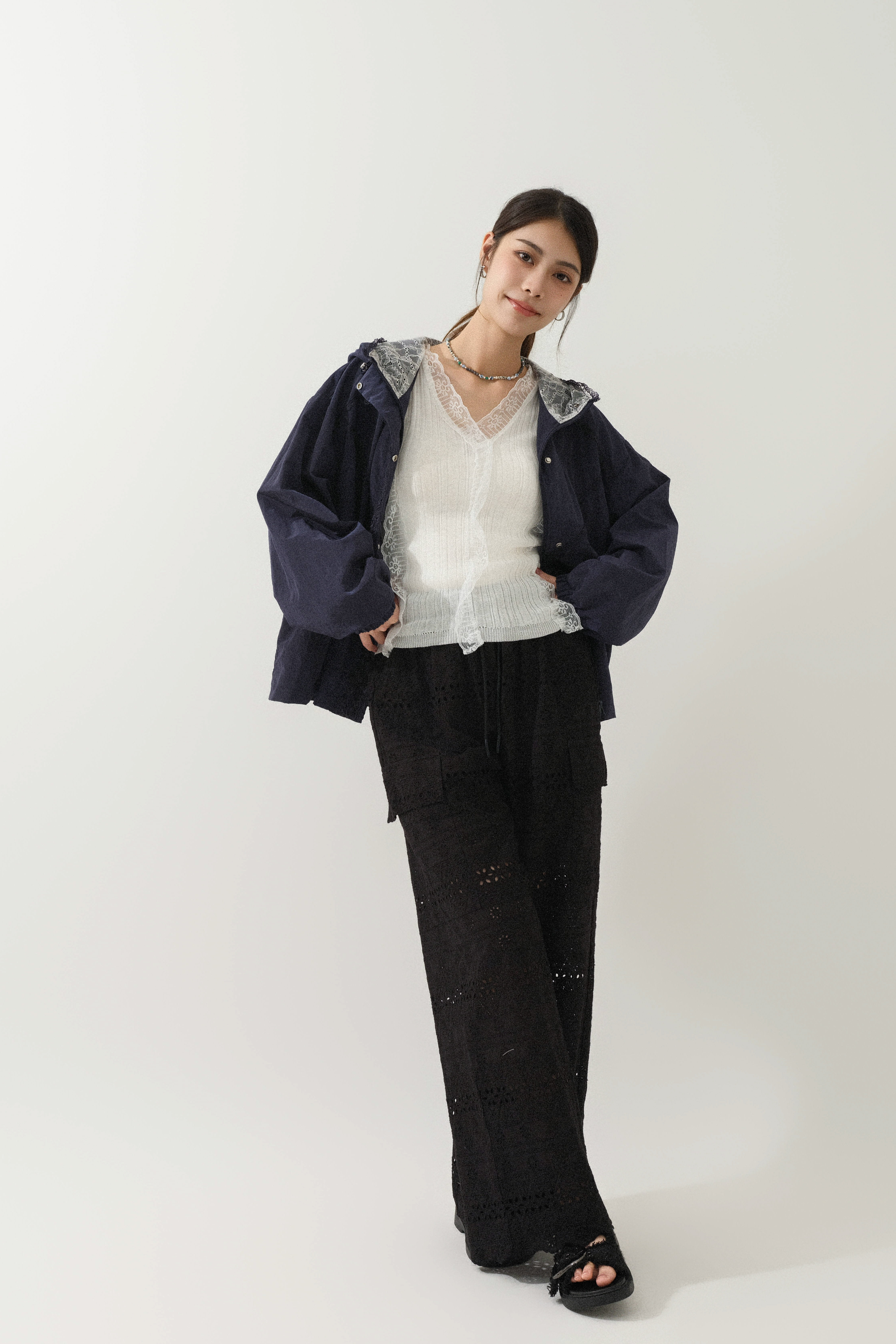 蕾絲內裡花邊帽風褸 (現貨款式）