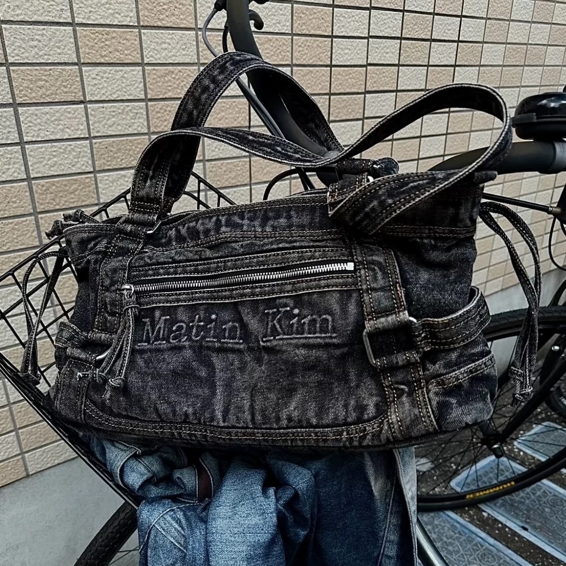 PRE-ORDER) MATIN KIM MATIN WASHED DENIM SQUARE BAG