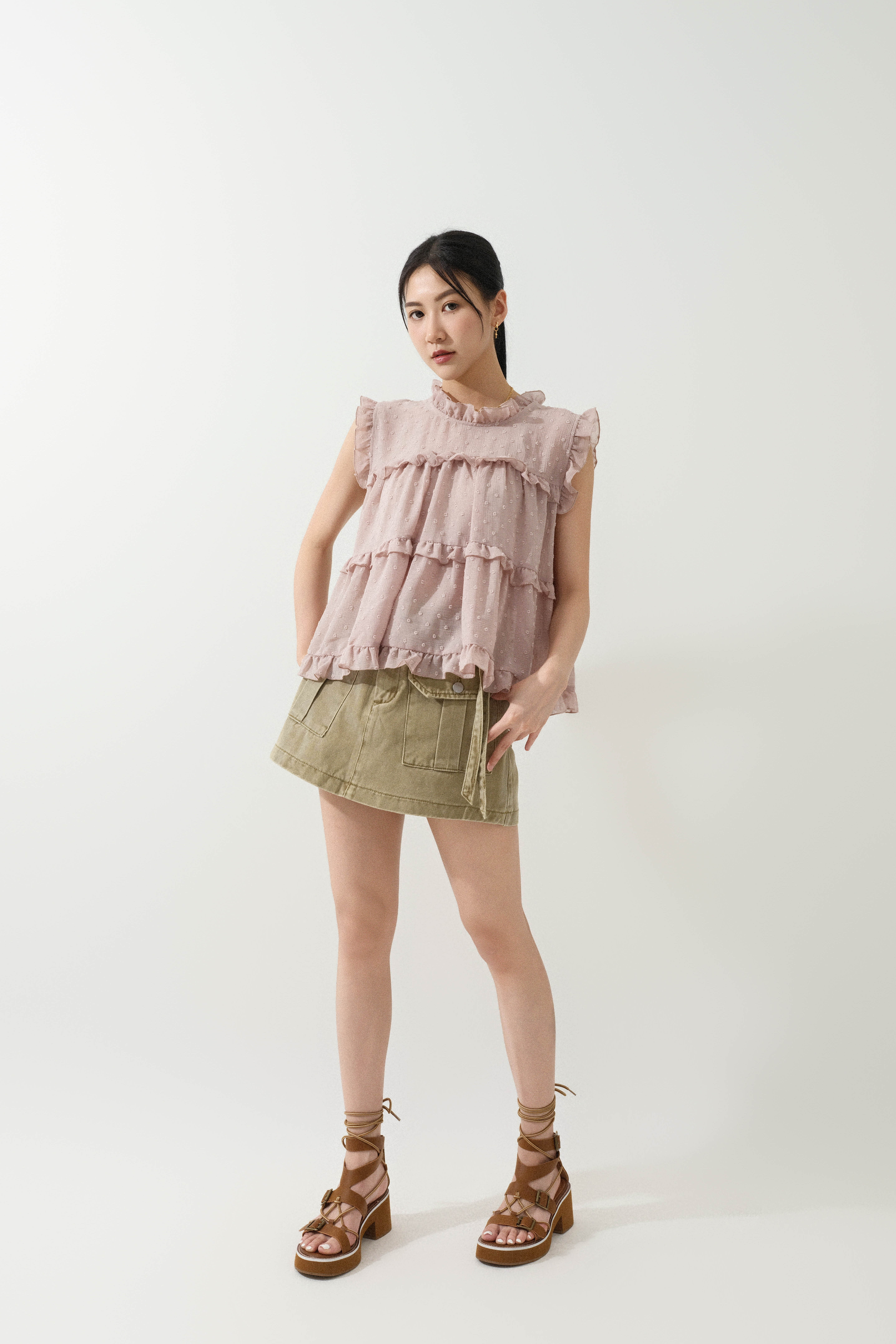 SS25_0274（上衣＋半截裙褲）