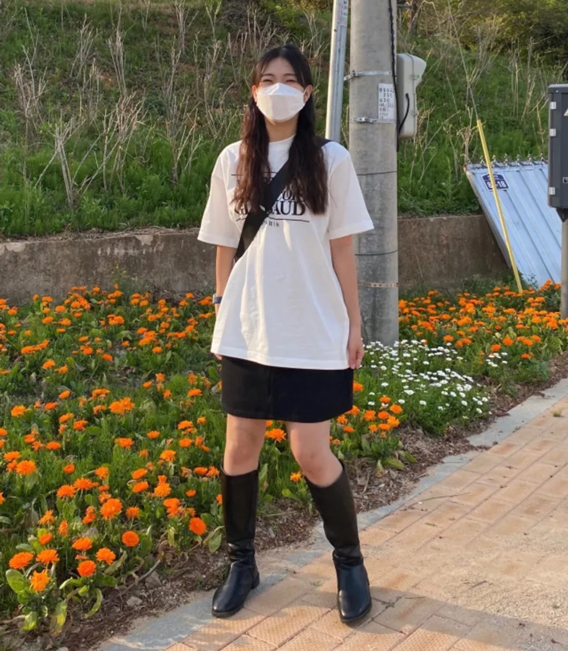 【OWN】MARITHÉ FRANÇOIS GIRBAUD 短袖上衣 經典 休閒 春夏 成人 黑色 白色