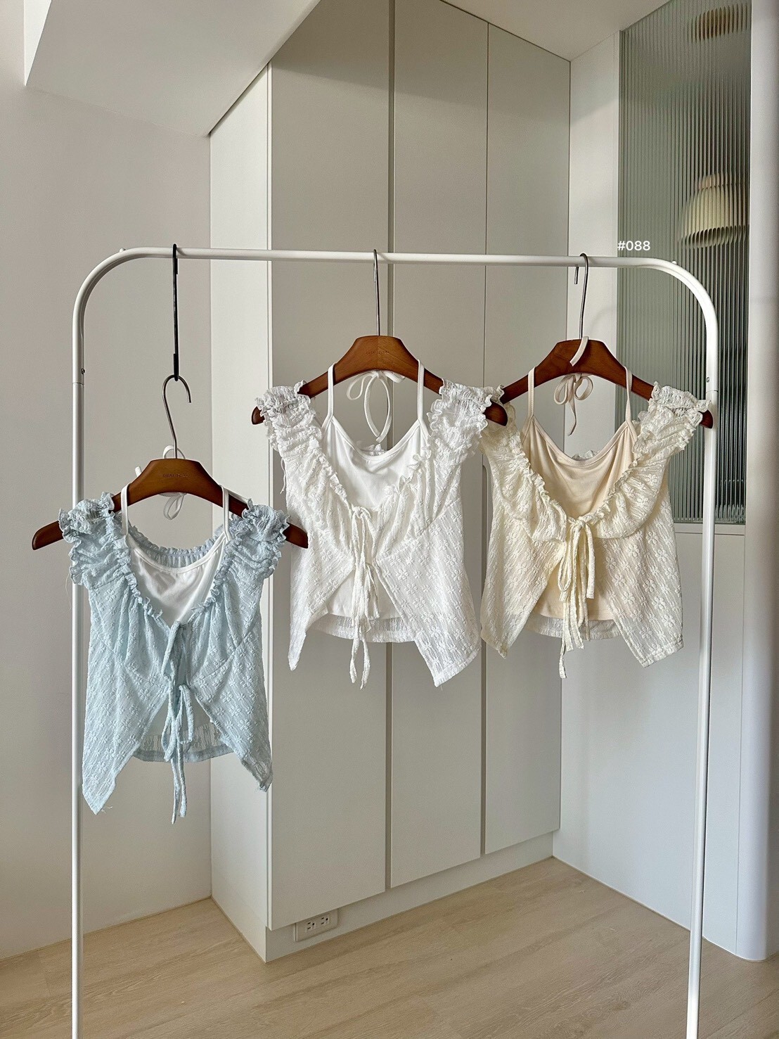 緹花綁繩合身衣 088