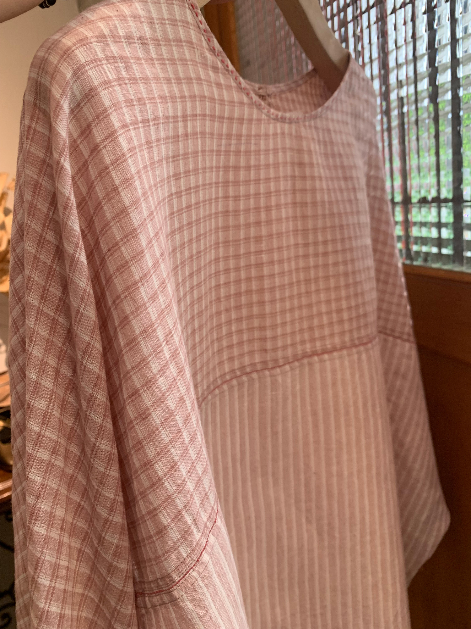 Bunai 手織麻  淡粉格上衣 100%linen (HANDLOOM)
