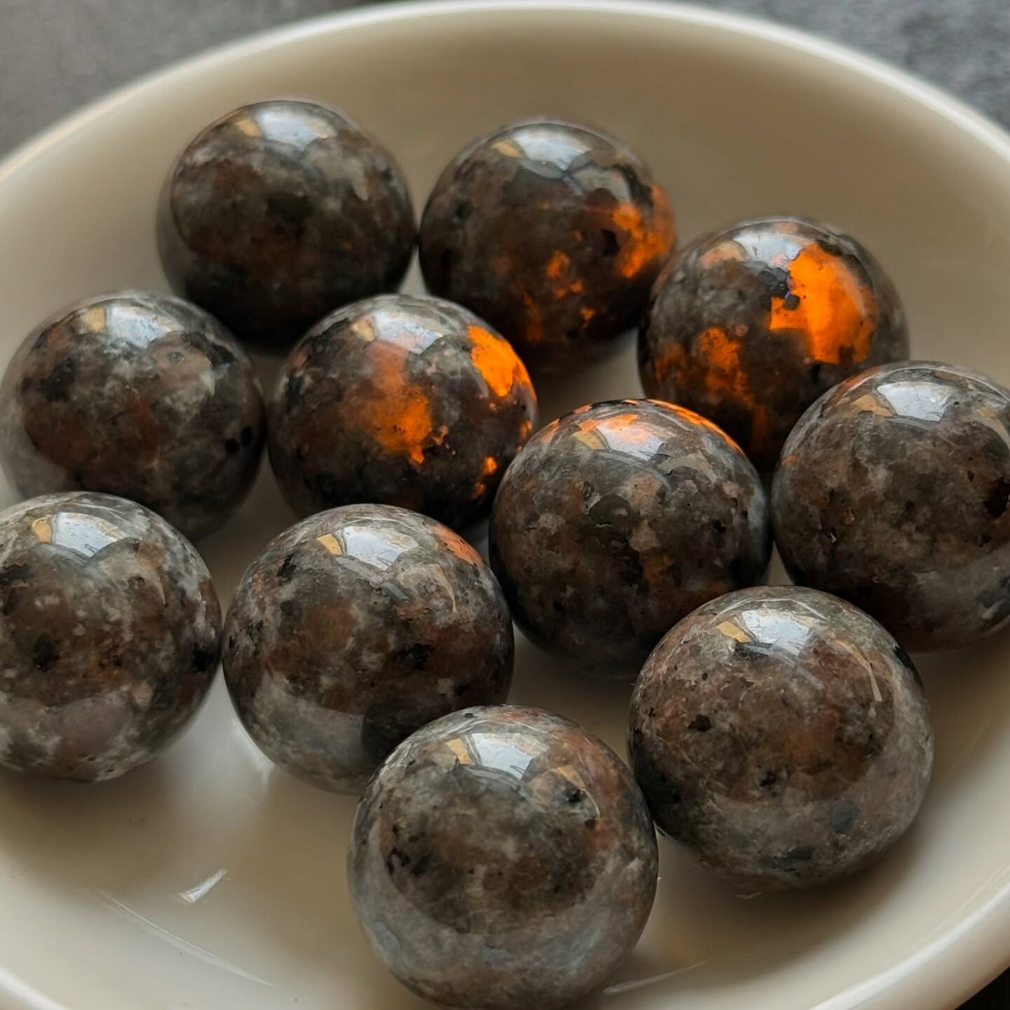 [原石] 火焰石 / 優伯石 水晶小球 約 18mm