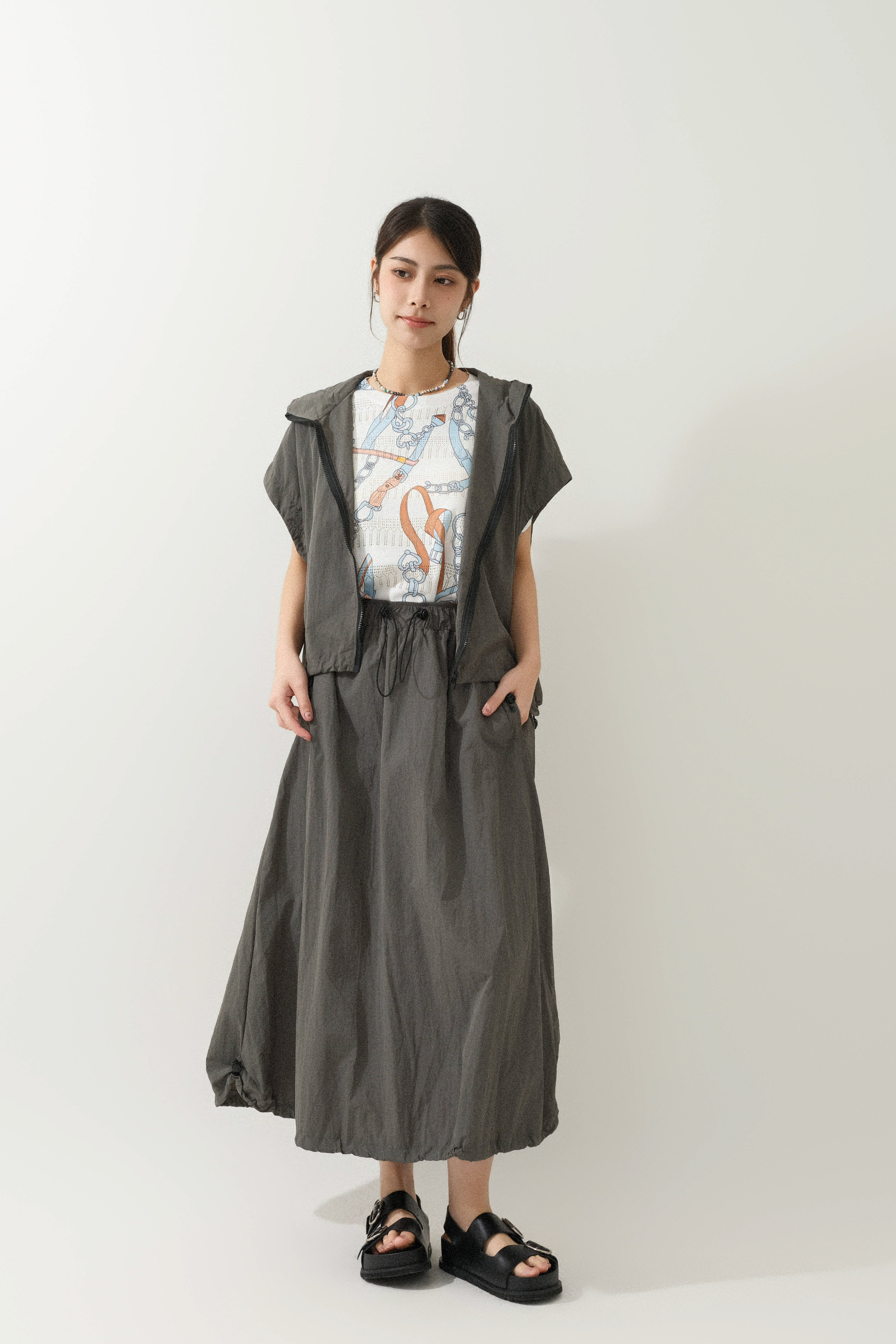 SS25_0278（外套＋Tee＋半截裙）