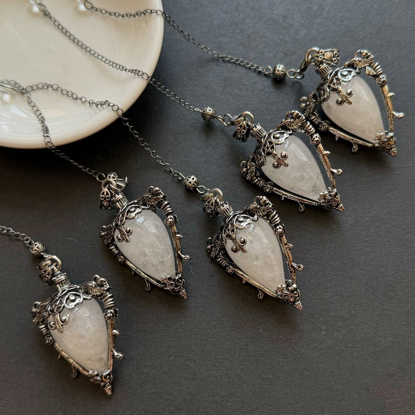 [原石] 白水晶 水晶靈擺 （也可以作為項鍊）